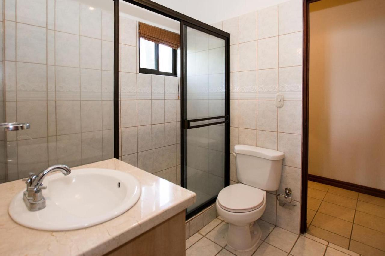 Villa Dazzling Ocean Views From A Bluff In Flamingo - Magnificent Inside And Out à Playa Flamingo Extérieur photo
